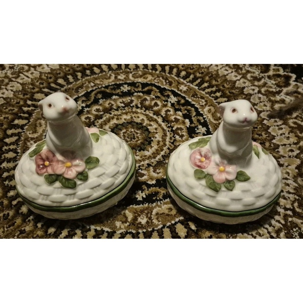 Vintage Avon Bunny Trinket Boxes Pair 1982 Hand Painted Easter Decor